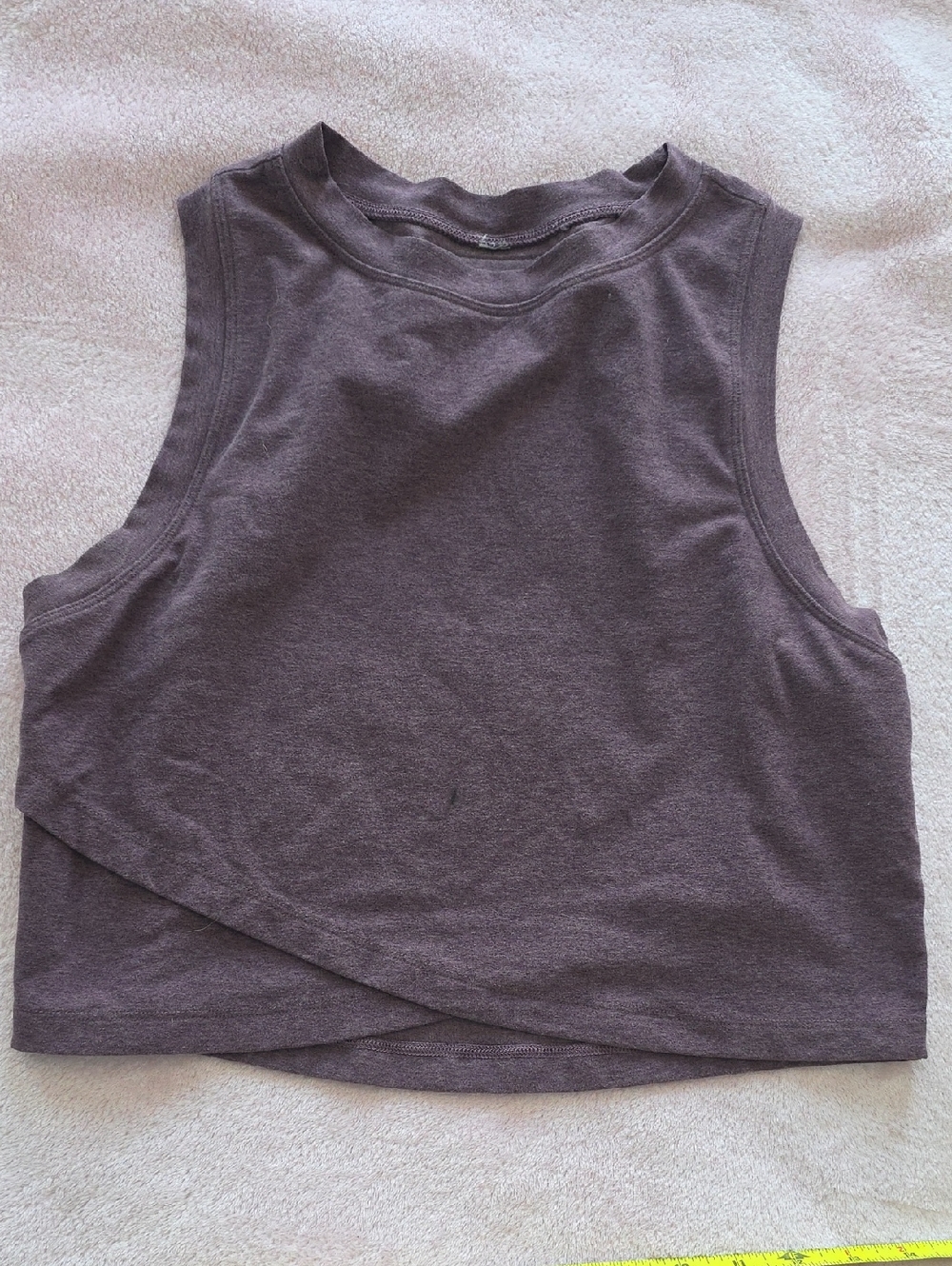 Lorna Jane Cropped Layered Tank Top in Plum